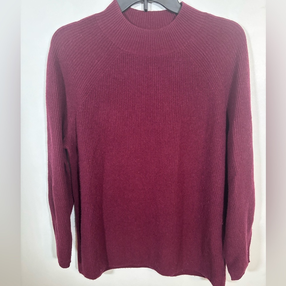 Talbots 100% Cashmere Sweater Women’s Large Burgundy Crewneck